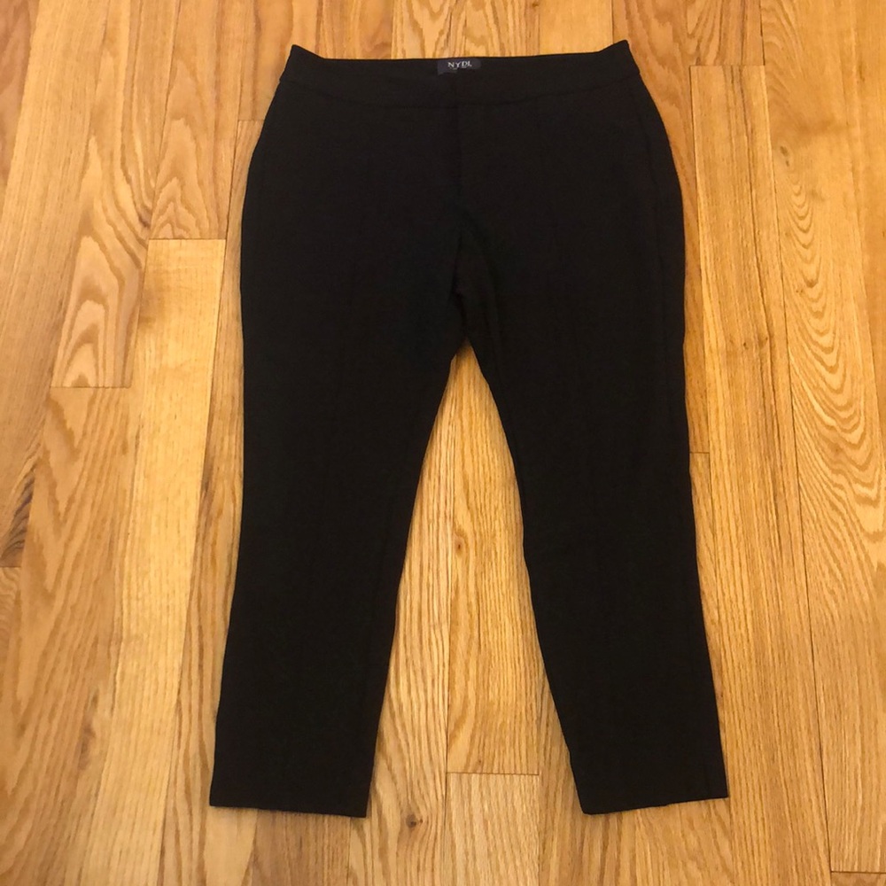 NYDJ Not Your Daughter’s Jeans Black Knit Pants Size 6P (Petite) EUC